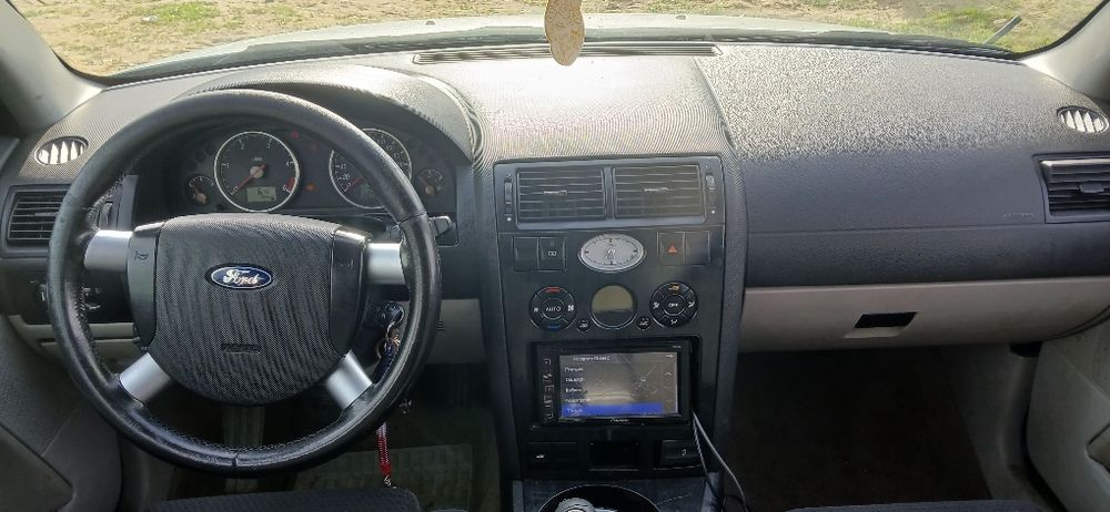 Ford Mondeo 2.0 130CV Troca