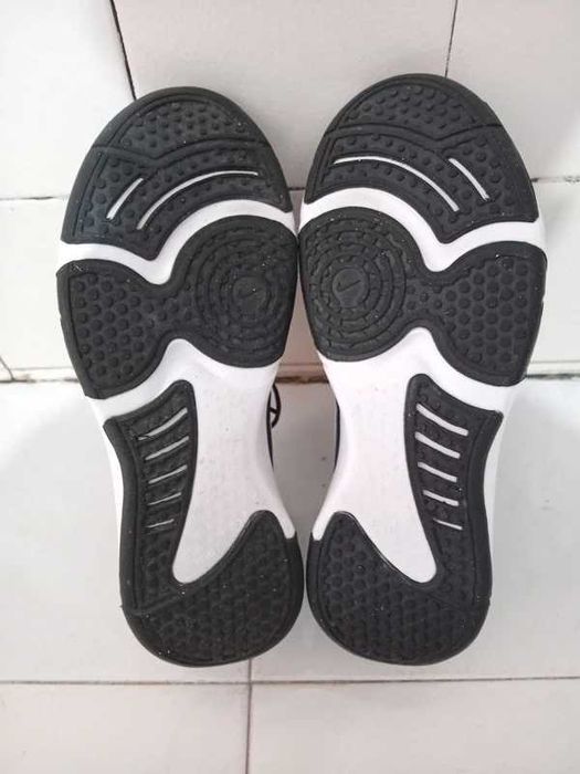 Ténis Nike City Rep TR – preto/branco – tam. 40 – usados poucas vezes