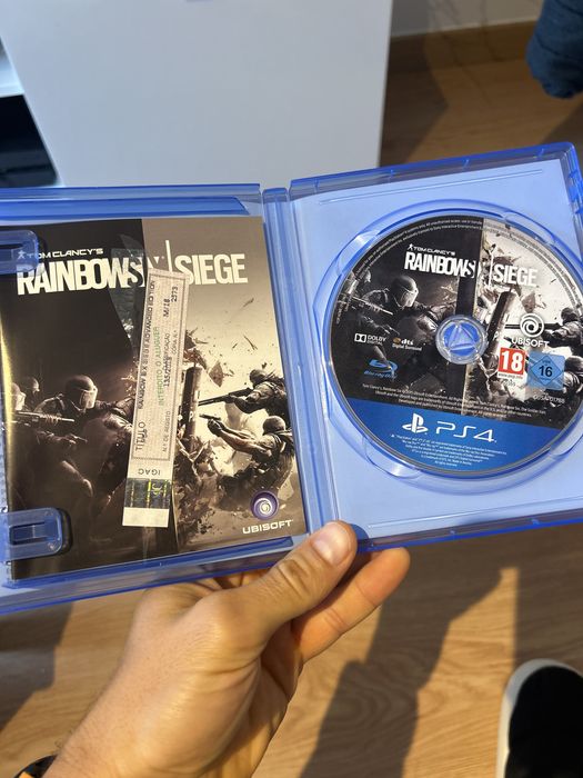 Vendo jogo tom clancys rainbowsx siege ps4