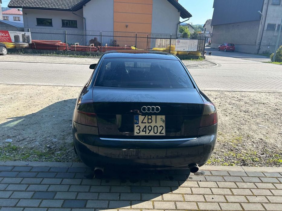 Audi A4 Avant AUDI a4b6 150km 1.8T + gaz