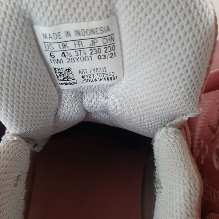 Buty oryginalne sportowe adidas HWI 28Y001  37.5
