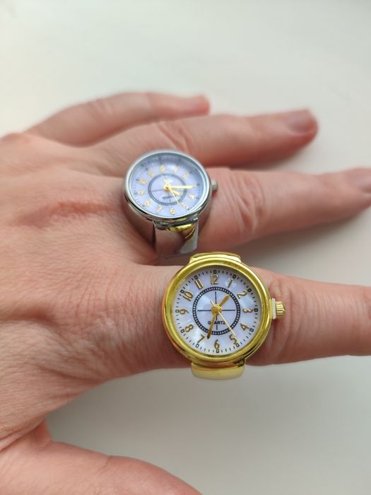 Перстень годинник новий