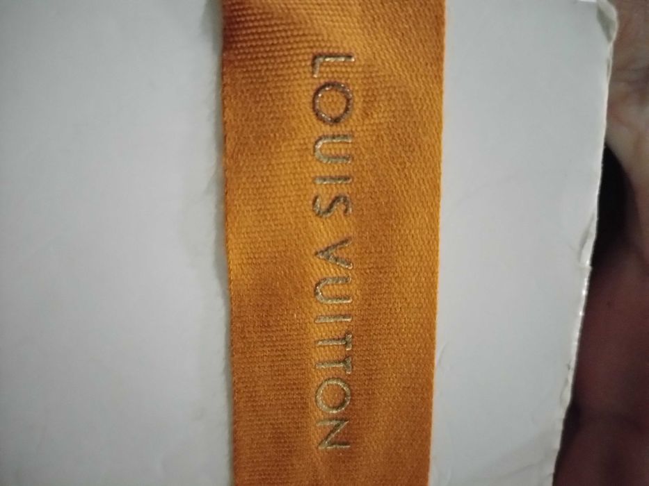 Fita de Louis Vuitton