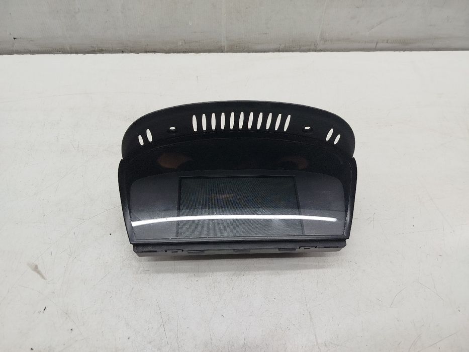 Display - BMW 5 Touring (E61) | 04 - 10