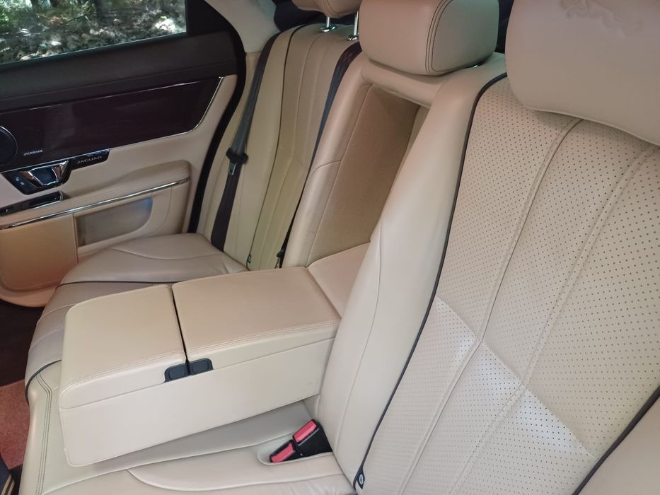 147.000 KM ANO 2015 JAGUAR XJ 3.0 D PORTFOLICO como novo possivel retoma para facilitar o negócio