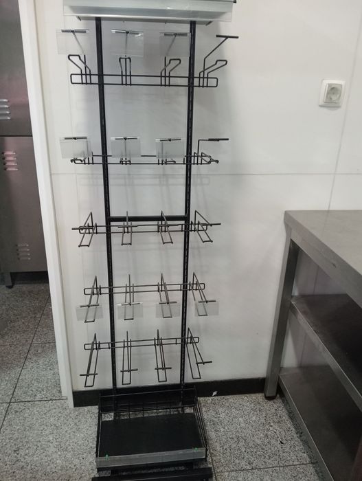 Móvel expositor com bastante visibilidade