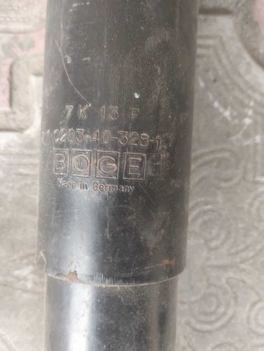 Амортизатор для грузовых автомобилей