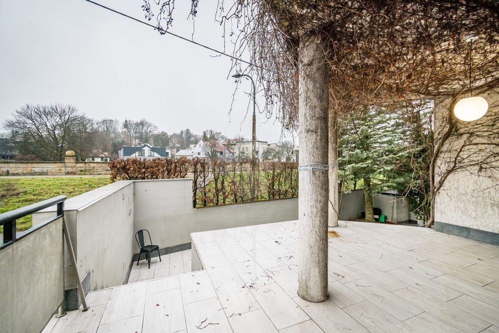 Salwator - 3 pokojowe mieszkanie z tarasem i ogrodem