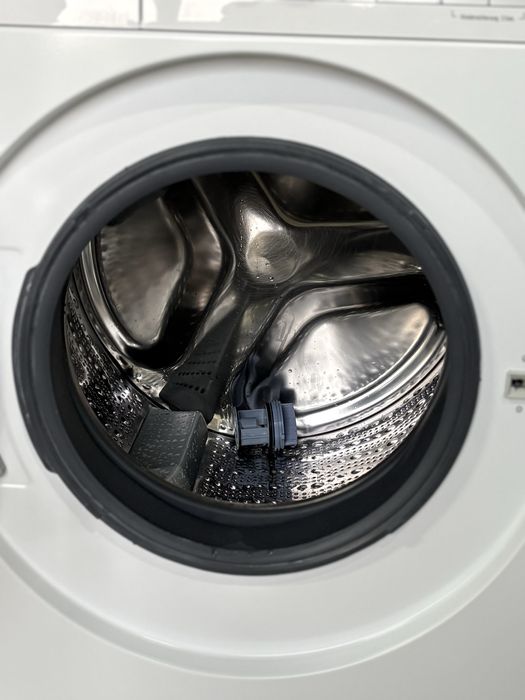 Bosch WAY32843 пральна машина 9 кг 1600 об/хв Німеччина