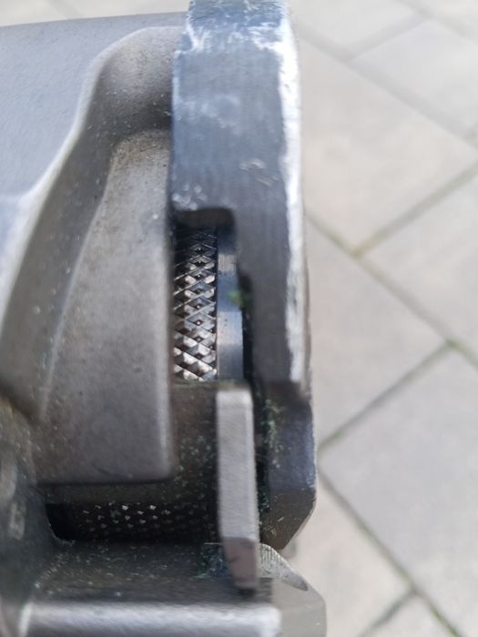 Bandownica piaskarka gropack