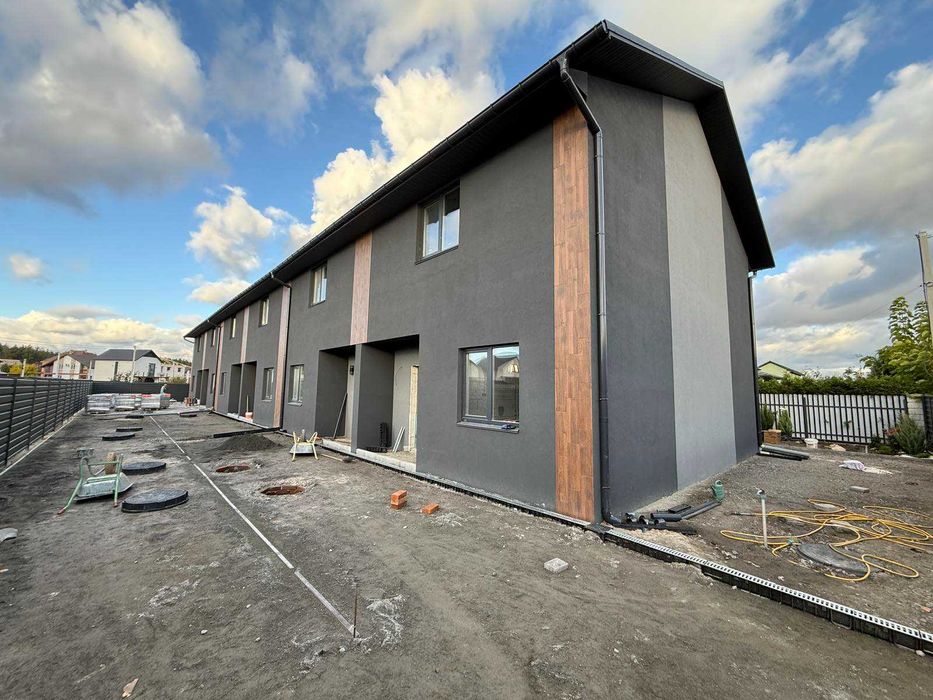 Таунхаус в Ірпені біля садочку  110 м²  1,2 сотки