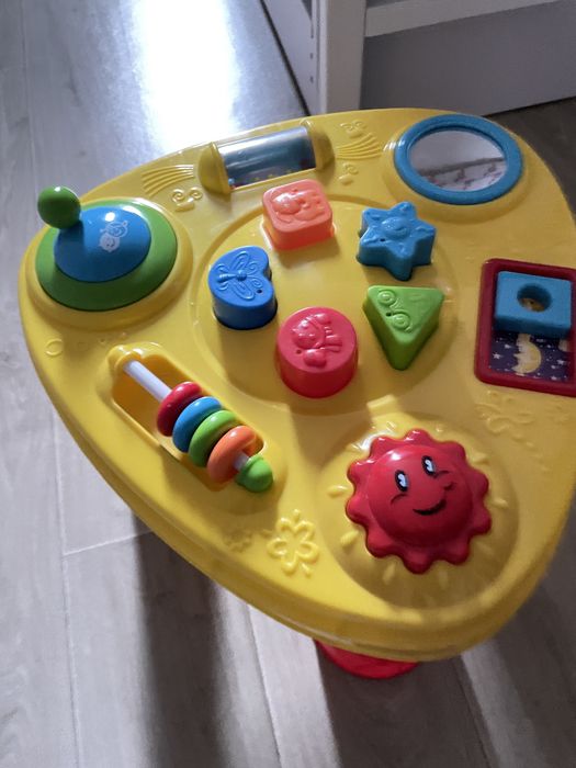 Детский развивающий столик
