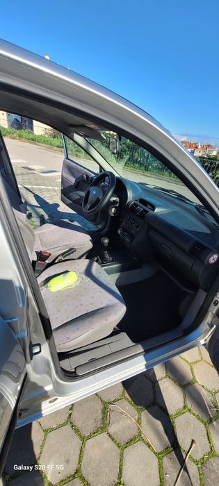 Opel  Corsa b 2000