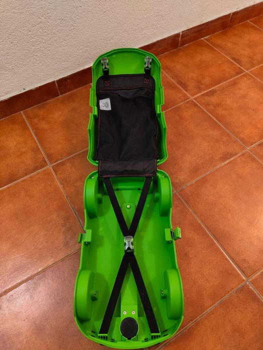 Mala criança lamborghini