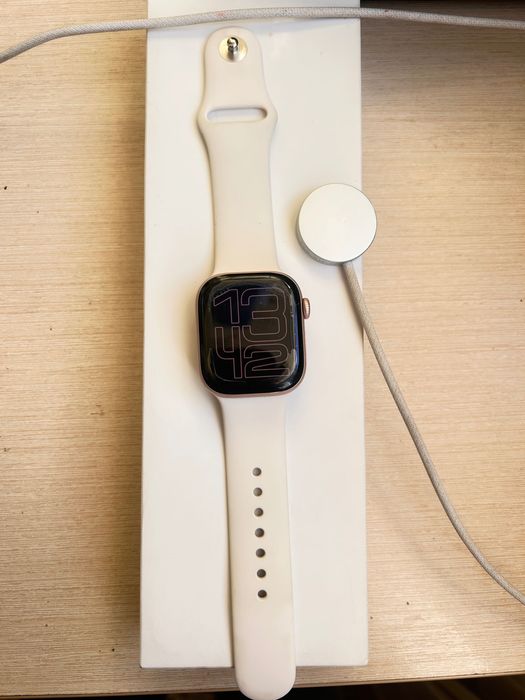 Смарт-годинник Apple Watch Series 10 GPS 42mm Rose Gold Aluminium Case