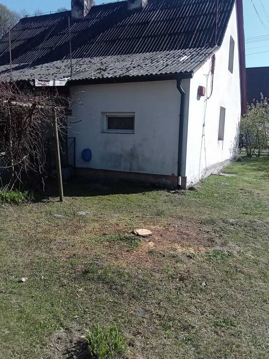 sprzedam dom bliźniak z budynkiem gospodarczym w Sosnowicy
