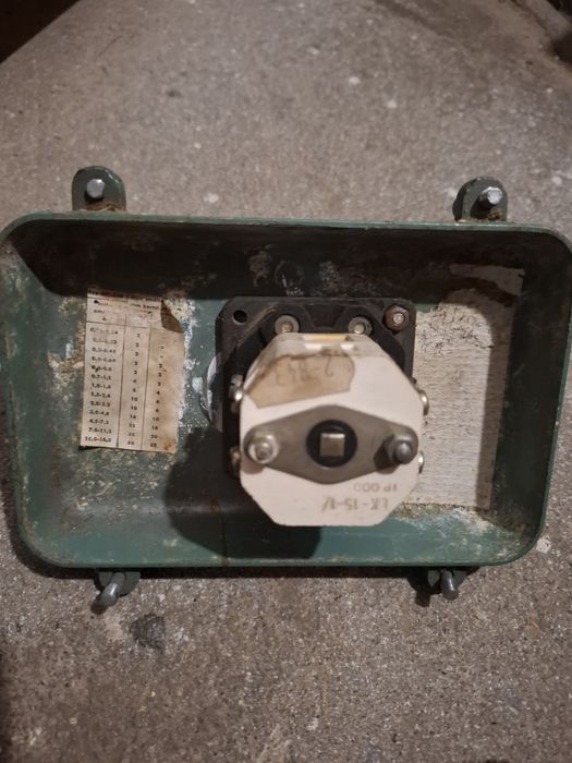 Przełącznik łącznik siłowy krzywkowy Lumel Spamel Łk-15 500V 400V
