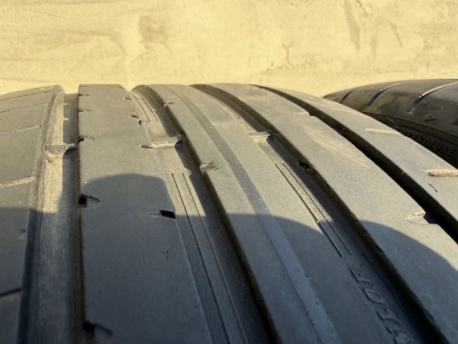 Продаю шини Dunlop Sport MAXX 225 / 40/ 18