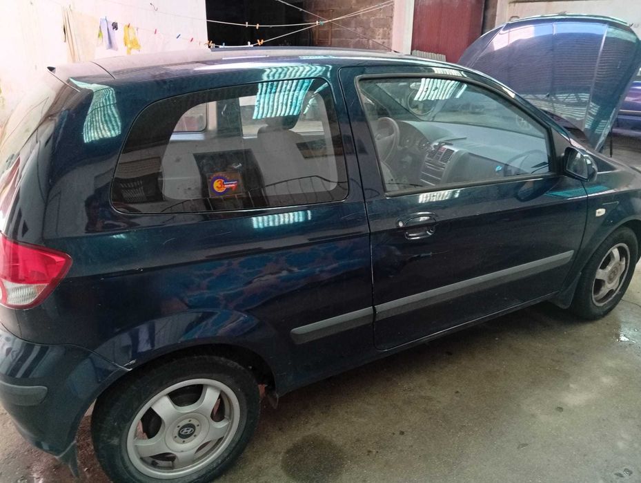 Hyundai Getz às peças ou inteiro - Motor em bom estado.