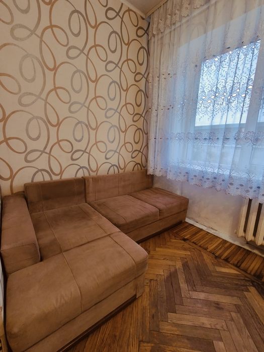 Продам 1 комнатная квартира метро Спортивная. Экв.17600 у.е. Торг