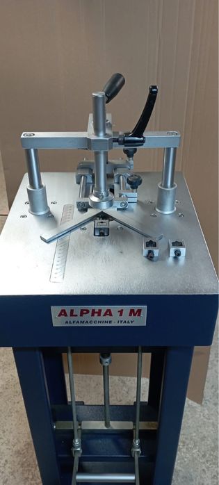 Maquina de agrafar + Máquina de corte