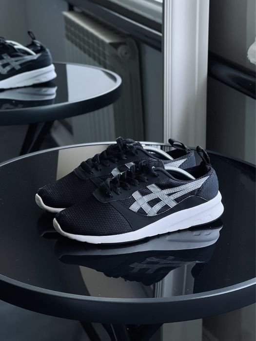 Оригінал!Кросівки ASICS Lyte-Jogger.  Розмір 40 (25,25 см)