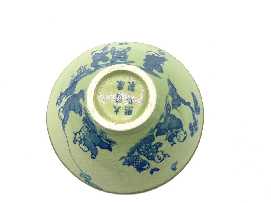 Tigela de porcelana azul e branca chinesa Ching Dinastia 9 Imortais