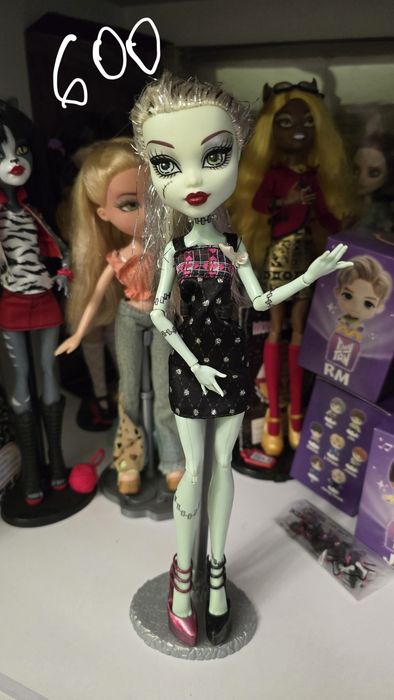 Продаж ляльок Монстер хай/Monster high,  Bratz, Ever after high