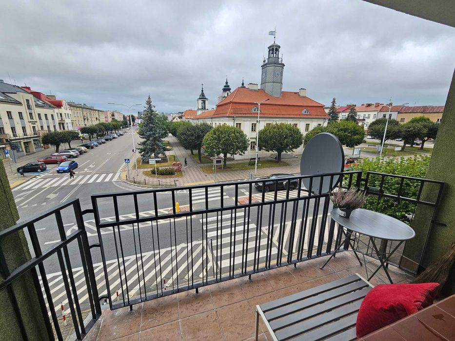Mieszkanie 3 pokojowe 60m2 Stary Rynek 12 balkon klimatyzacja po remoncie
