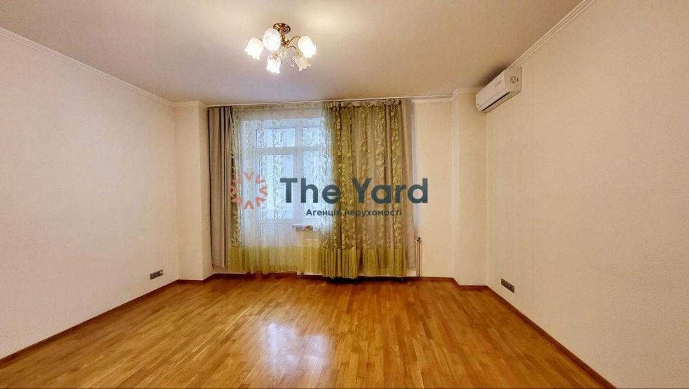 Продаж 4 кімнатної Квартири вул. Павлівська, 17 Центр, Київ