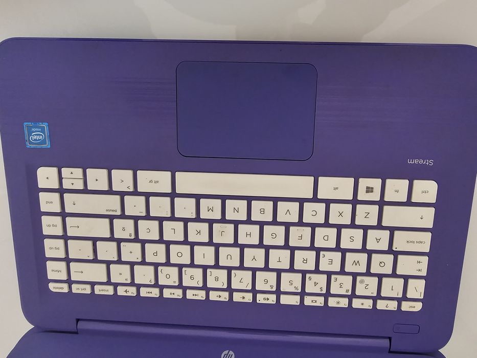 Computador portatil hp ( internet)