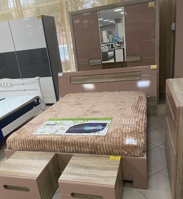 ПРОДАМ спальня флоренс