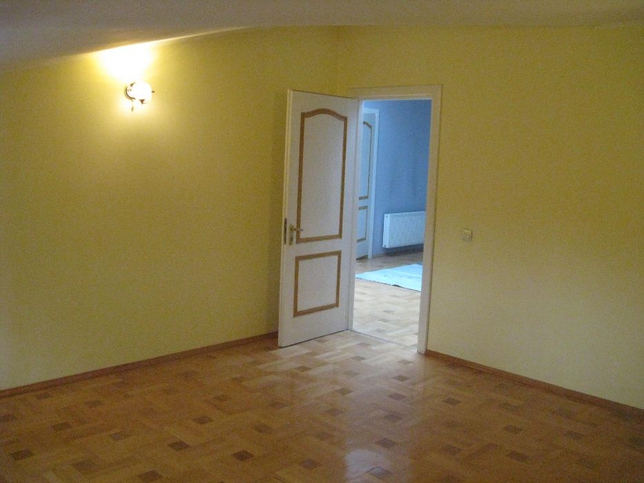 ВЛАСНИК!Оренда ЛІЖКОМІСЦЯ в кімнаті приватного гуртожитка.Без комісії!