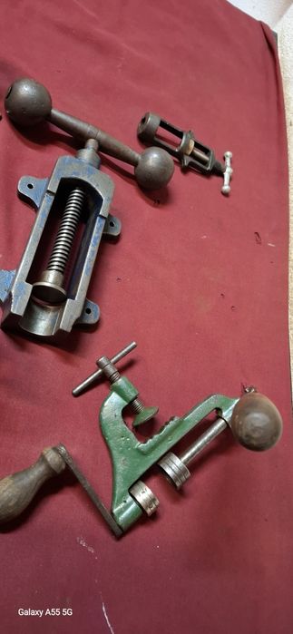 Lote de carregadores/rebordadores de cartuchos