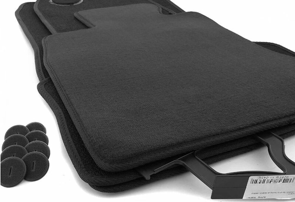Tapetes veludo  bmw f10/11 em preto
