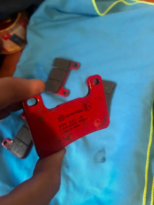 Material Suzuki GSXR 600 k8