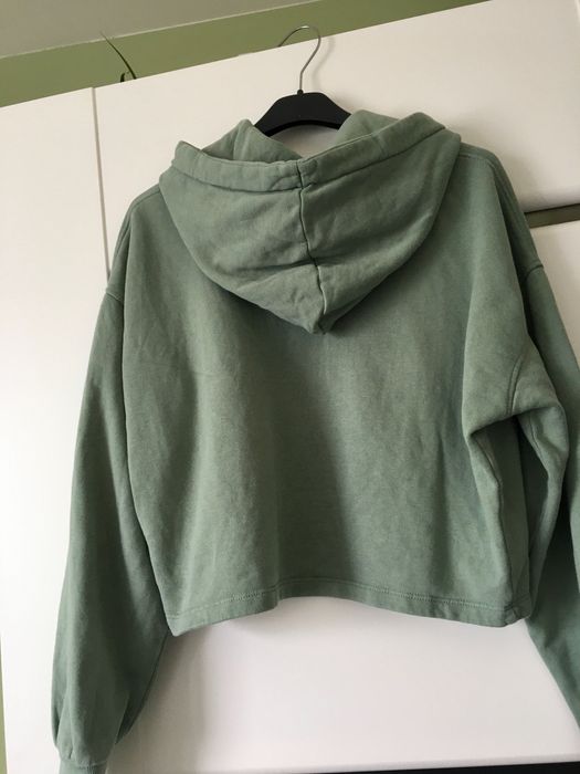 Miętowa krótka bluza oversize hoodie shoulder drop BikBok xs oversize