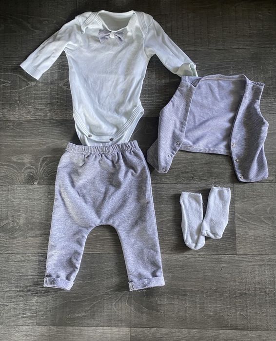 Продам костюмчики дитячі