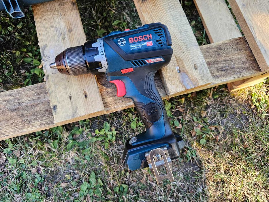 BOSCH GSR 18V-60C 2x5Ah ładowarka L-BOXX zestaw wkrętarka wiertarka