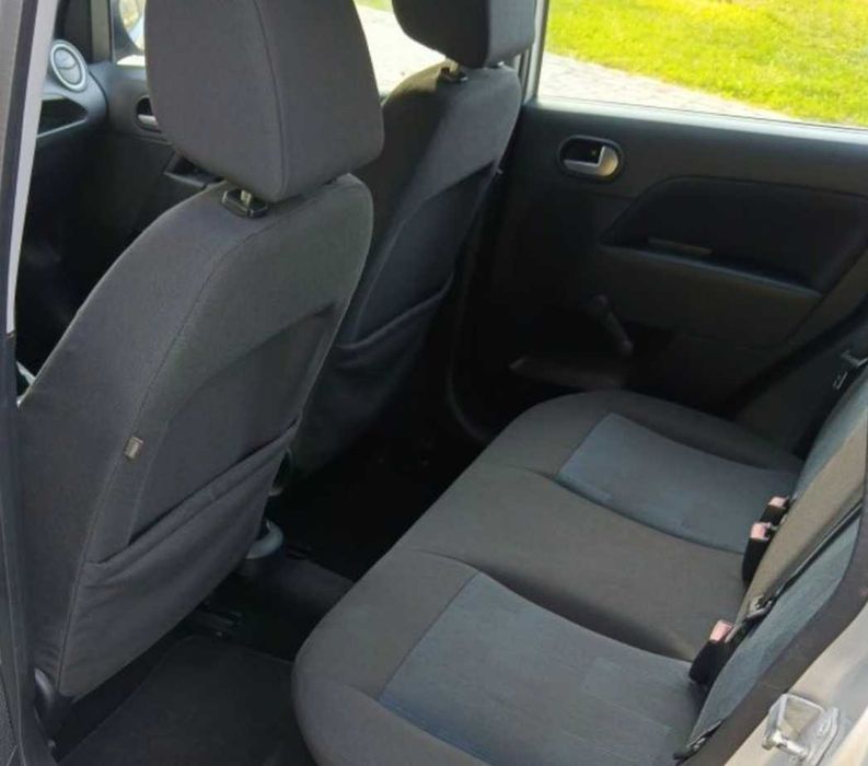 Ford Fiesta 61.500km c/ Ar Condicionado