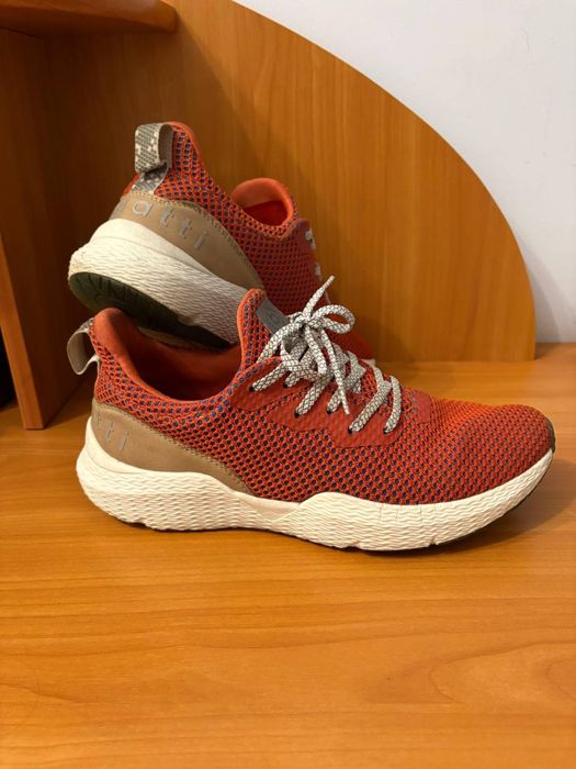 Кросовки/Кросы/Кросівки/ Bugatti Sport