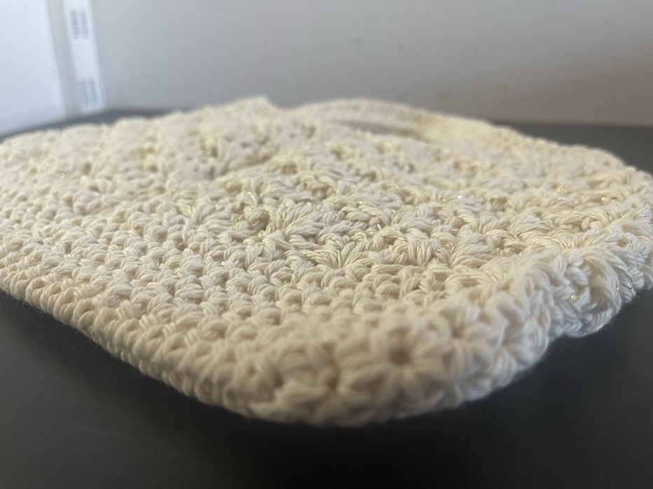Mala em croché creme