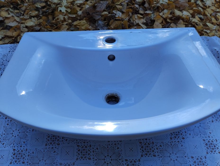 Умивальник меблевий Cersanit б/в