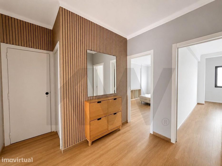 T2 para Venda em Setúbal com Design Moderno