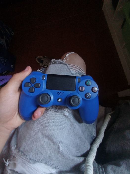 Comando ps4 em bom estado