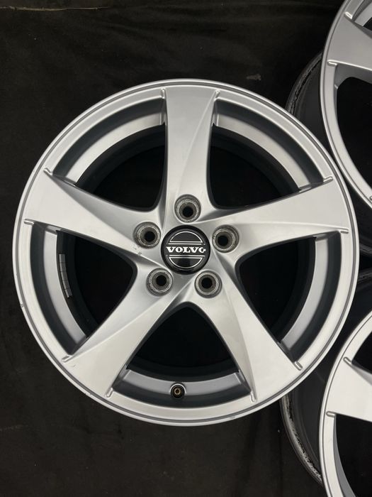 Диски R16 5x108 Et50 6.5J. Volvo V40 V60 V80 XC70 S40 S60 S80 Ford Focus Fusion Mondeo S-max Kuga Edge C-max