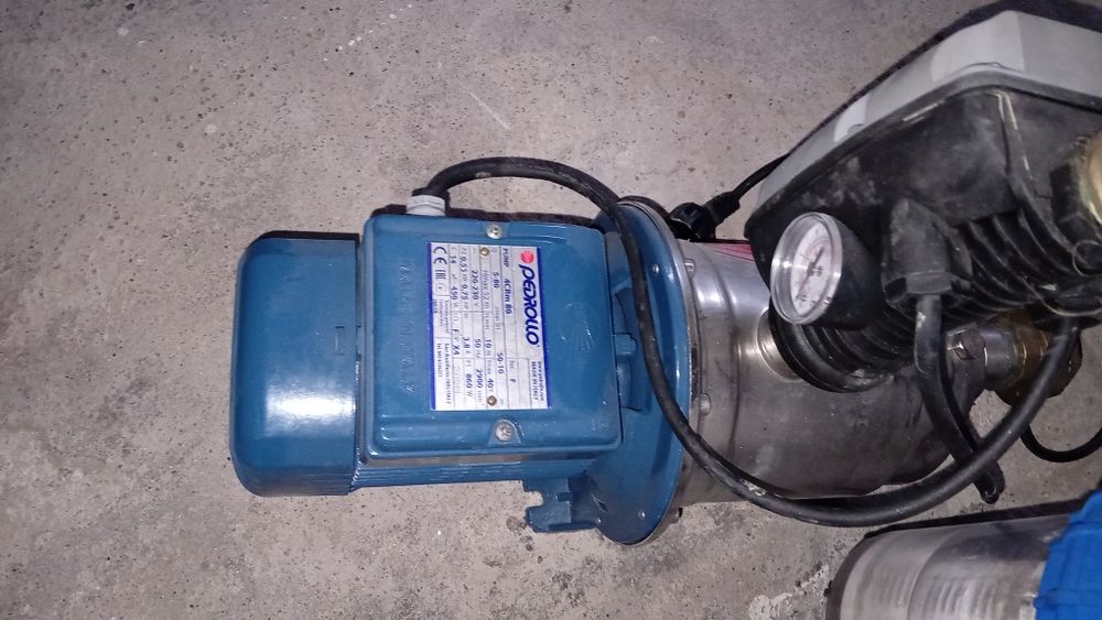 Bomba de agua como nova