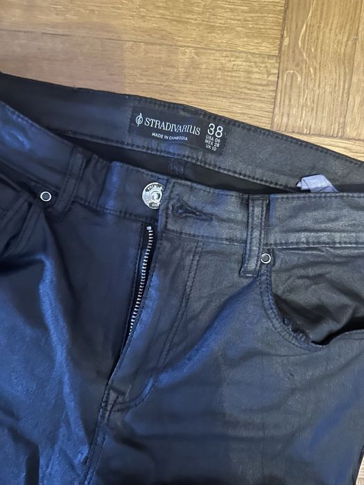 Woskowane, skórzane, spodnie r. M (38), Wysoki stan. Stradivarius
