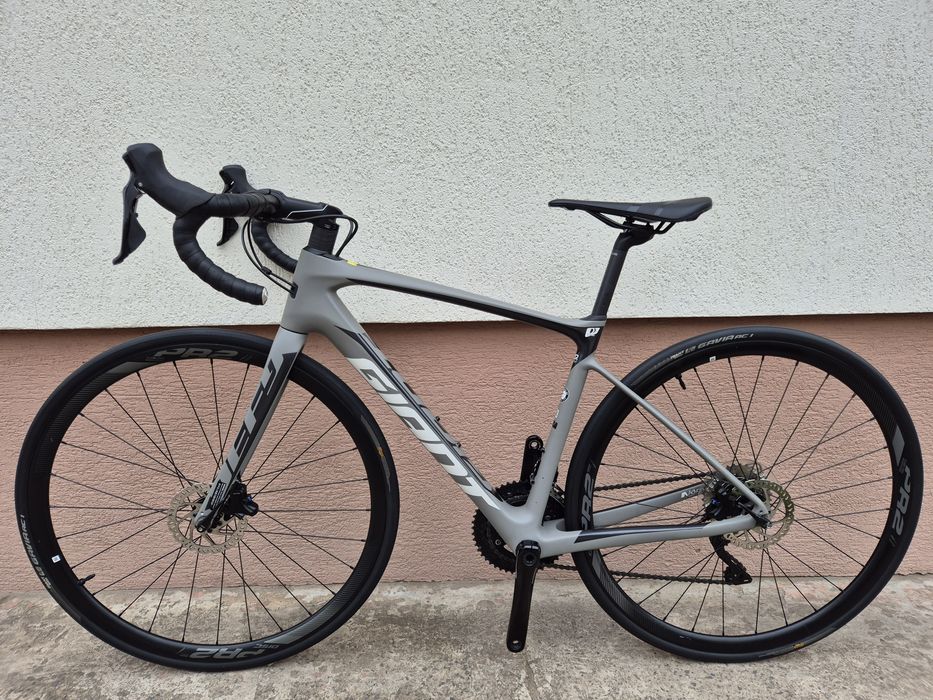 Rower szosowy Giant Defy disc, full carbon, rozmiar S