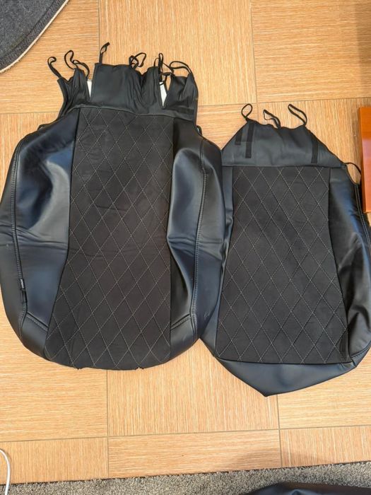 Продам  Чехлы камри 55